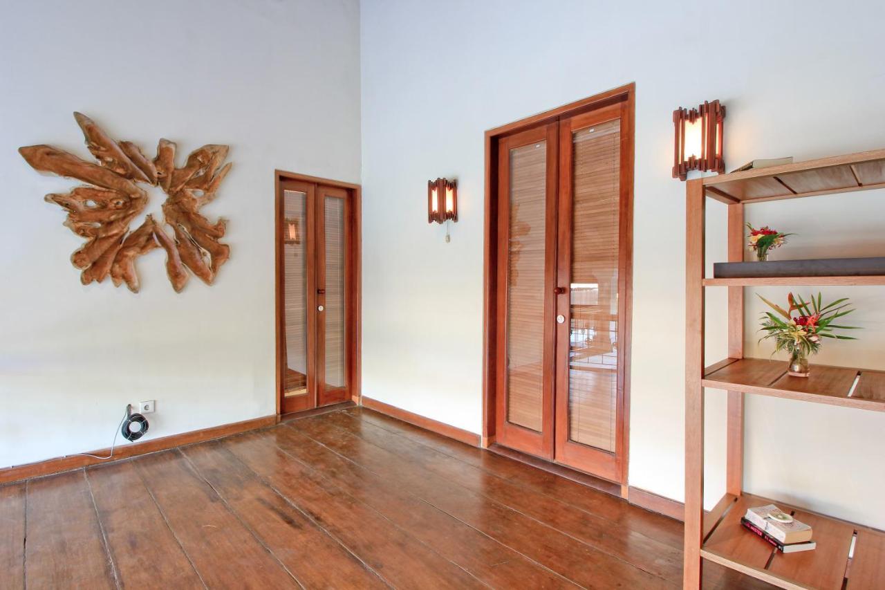 Uma Lima Villa Batu Belig - Close To The Beach 坎古 外观 照片