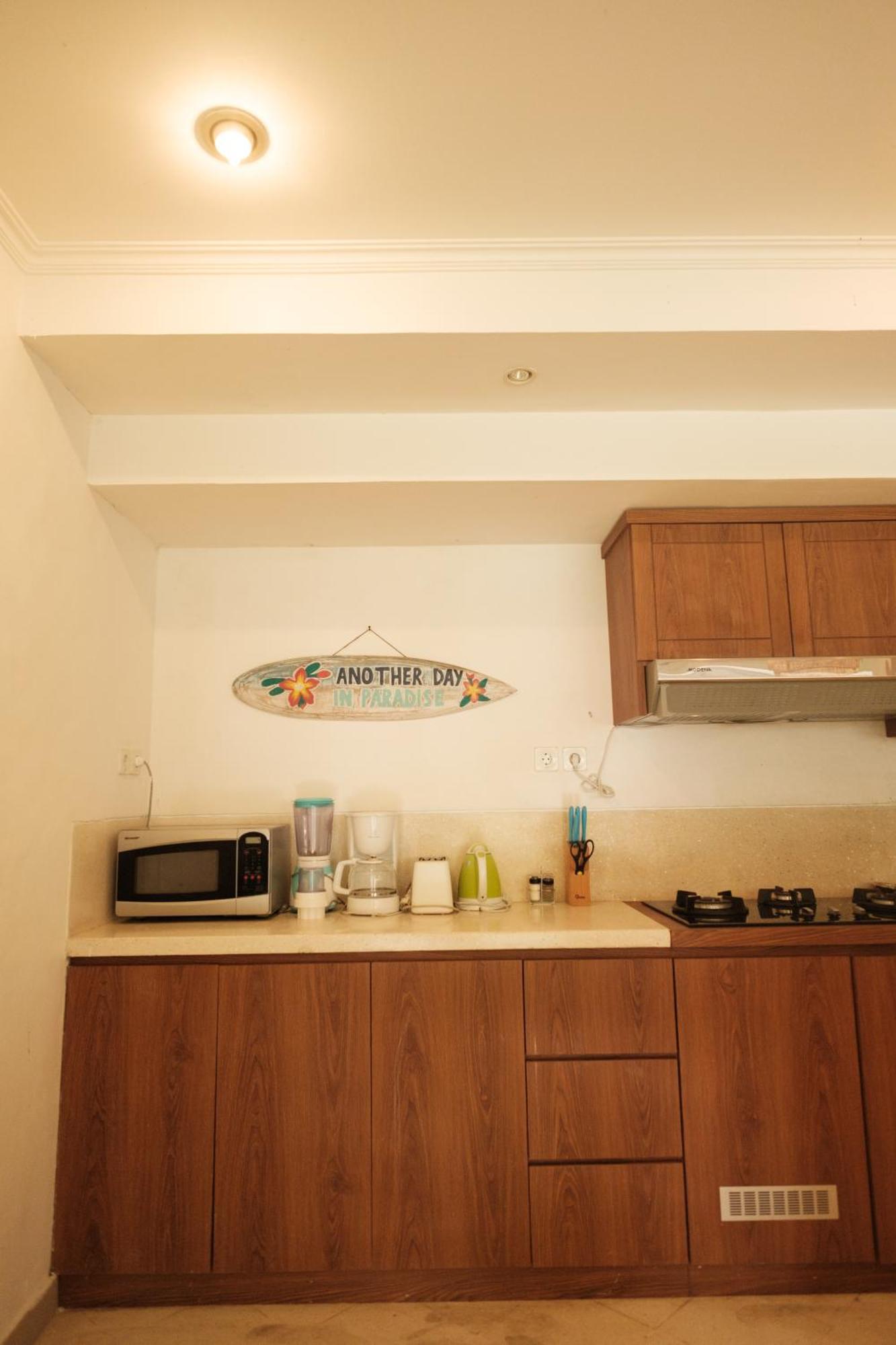 Uma Lima Villa Batu Belig - Close To The Beach 坎古 外观 照片